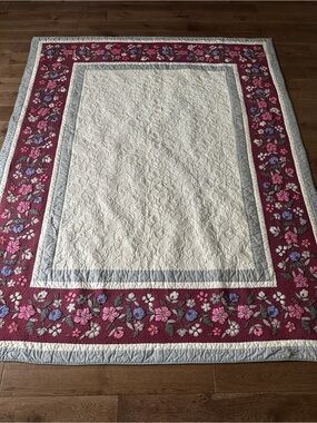 L.L.Bean Twin 100% Cotton Quilt Floral Embroidered